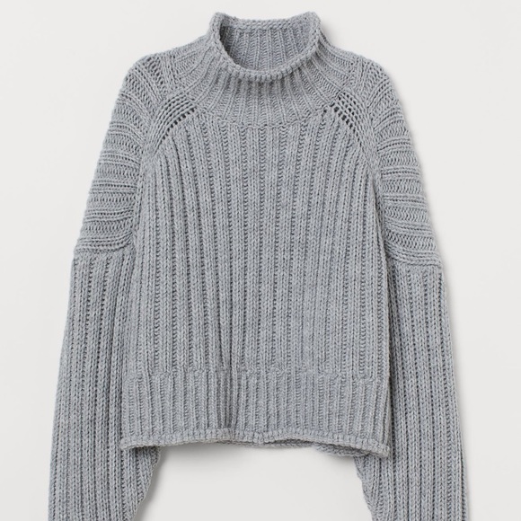 H&M Sweaters - 🐺Rib knit turtleneck sweater 🐺